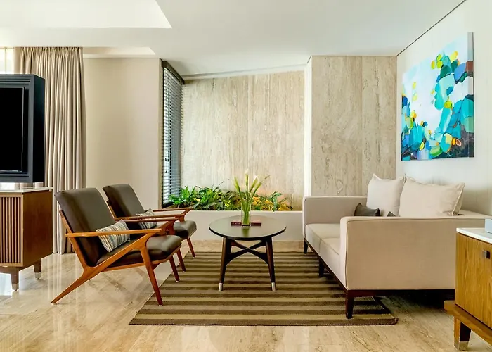 Thompson House By Hyatt 4*