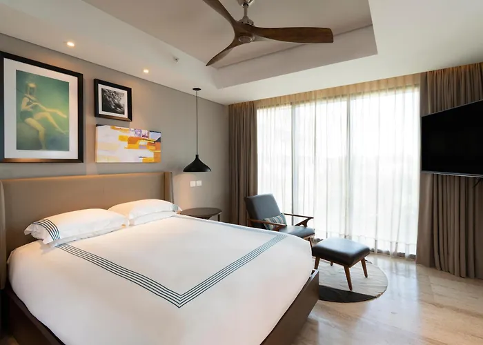 Thompson House By Hyatt 4*