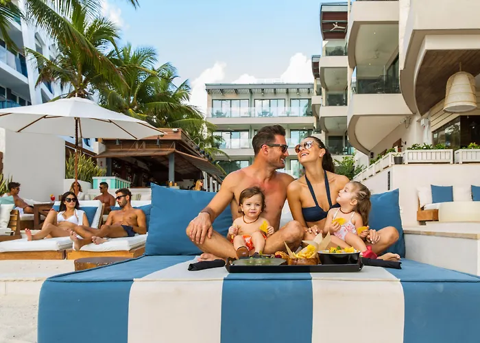 Thompson House By Hyatt Hotel 4*
